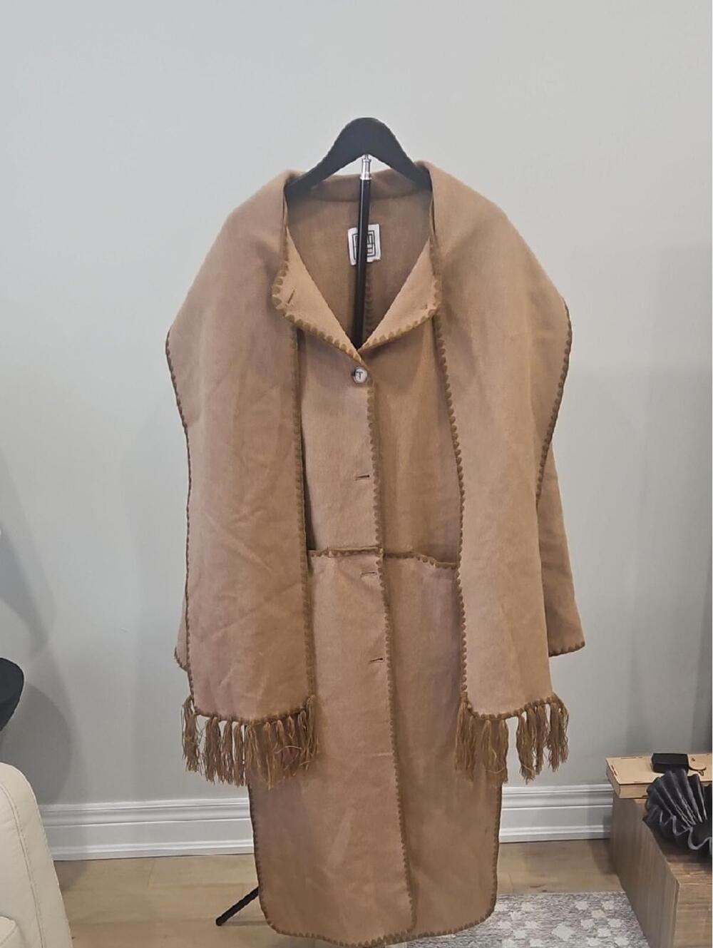 Toteme Camel Fringe-Trim Cape Coat